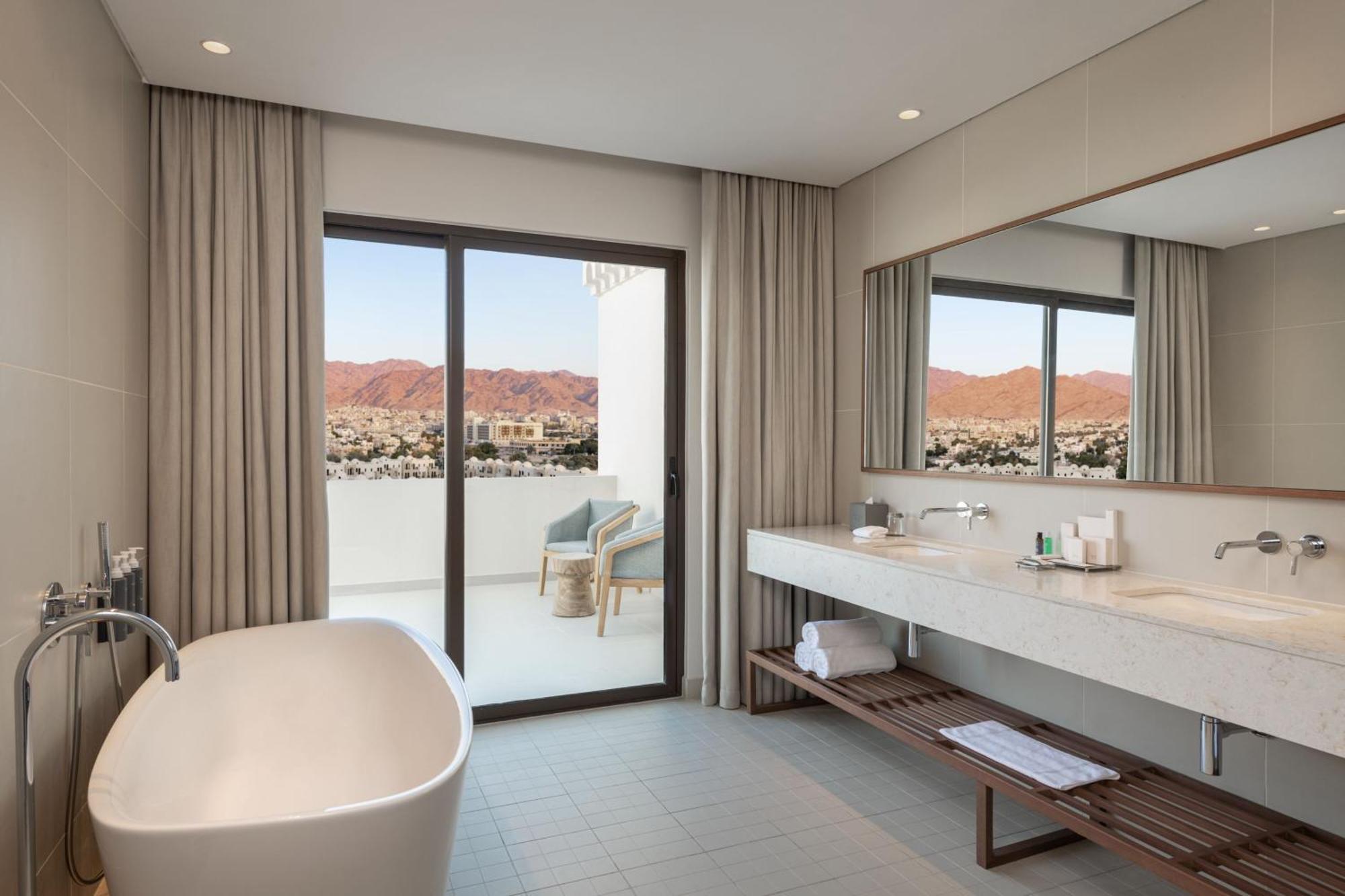 The Westin Saraya Aqaba Resort & Spa Экстерьер фото